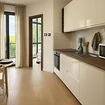 Relais Torrevecchia - Zona Gemelli E Metro 아파트